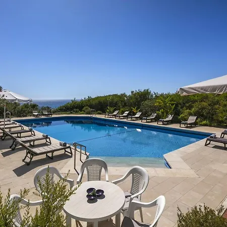 Stunning Oceanview Algarve 12 Bedrooms Quinta Beachfront Marinha * Лагоа