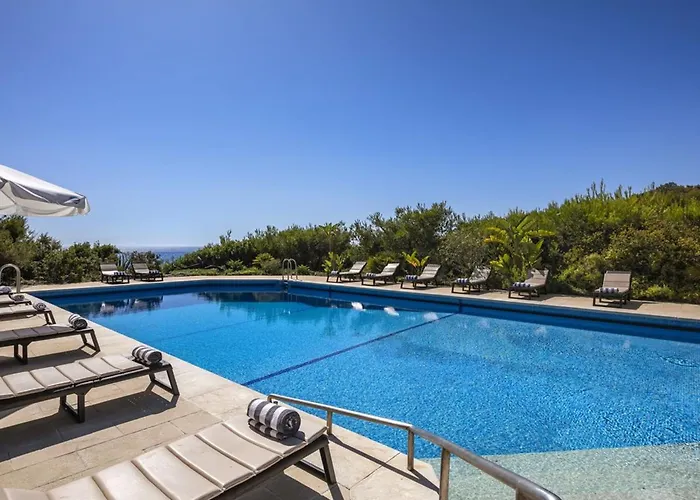 Stunning Oceanview Algarve Villa 12 Bedrooms Quinta Beachfront Marinha *